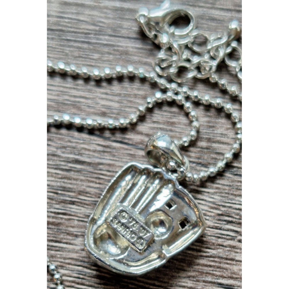 Vtg Sanrio Hello Kitty Necklace Enamel Baseball Glove 1976/1977 - Picture 4 of 6